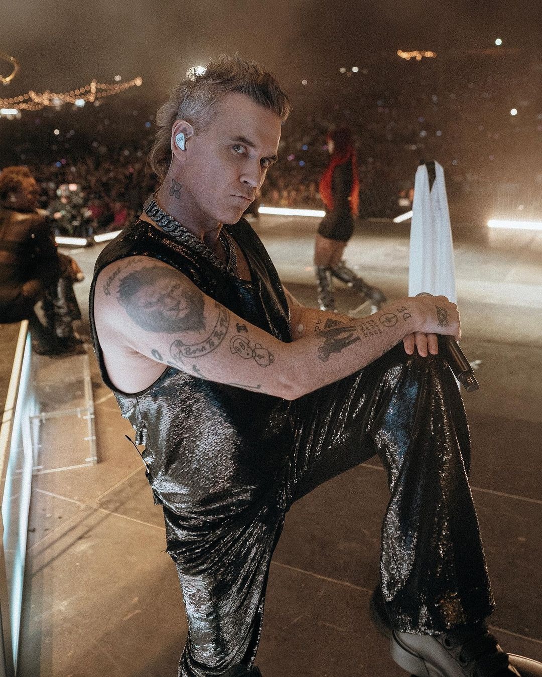 El primer concierto de la gira de retorno a los escenarios del cantante Robbie Williams en Australia se vio empañado tras la muerte de una mujer de 70 años/Foto: Instagram 