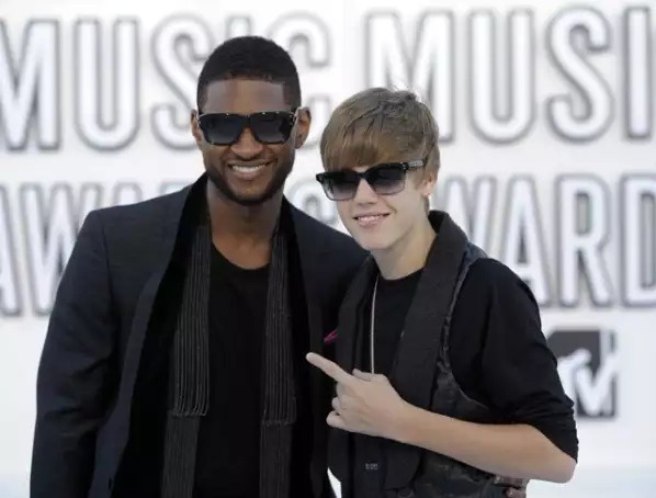 Usher y Justin Bieber. Fuente: AFP
