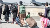 Afganistán: Talibanes aseguran que permitirán vuelos comerciales tras el fin de la evacuación