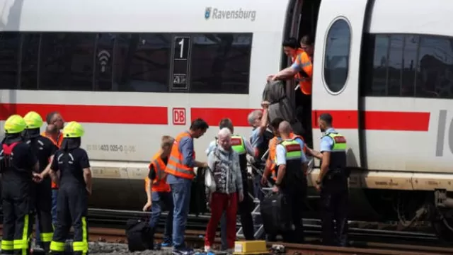 Alemania: niño que fue lanzado a una vía muere tras ser atropellado por un tren. Foto: AFP