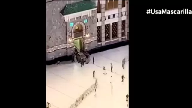 Arabia Saudita: Auto se estrella contra una de las puertas de la Gran Mezquita de La Meca