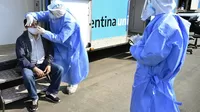Argentina detecta en viajeros variantes del coronavirus de India y Sudáfrica