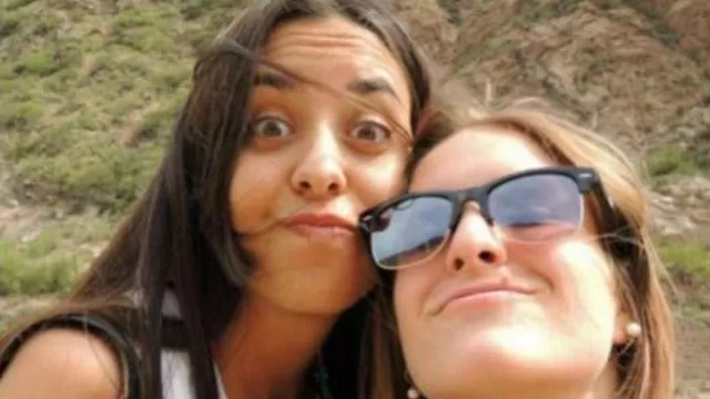 Los cuerpos de Marina Menegazzo (21 años) y María José Coni (22) fueron encontrados la pasada semana en Montañita. (Vía: Twitter)