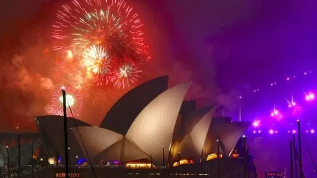 Australia recibió el 2018 con gran espectáculo de fuegos artificiales