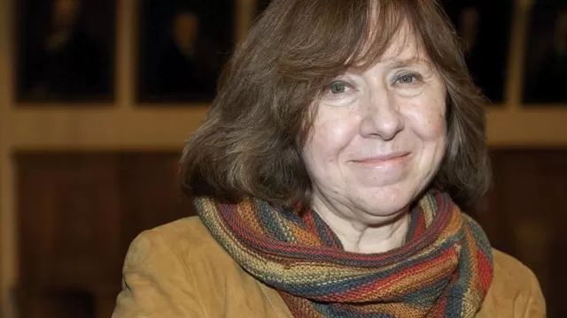 La bielorrusa Svetlana Alexiévich ganó el Premio Nobel de Literatura