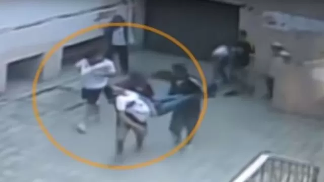 Estudiante muere por graves heridas tras una pelea de patio en una escuela en Brasil. (Foto: Captura)