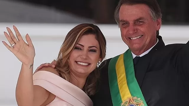 Michelle de Paula Firmo y Jair Bolsonaro. Foto: EFE