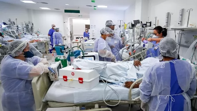 Brasil pide auxilio a la industria médica ante la escasez de insumos para intubar pacientes con COVID-19. Foto referencial: EFE