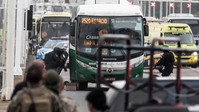 Brasil: revelan últimas palabras del abatido secuestrador de bus con 37 personas. Foto: EFE