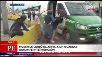 Chile: Mujer quitó arma a guardia durante intervención y realizó disparos