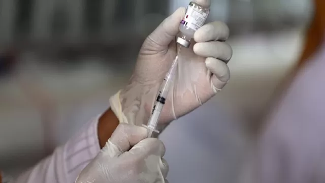 Chile participará en ensayos de una vacuna para COVID-19. Foto: EFE