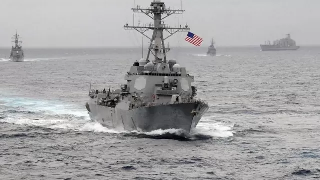 Buque de Estados Unidos en el mar de China. (V&iacute;a: AFP)