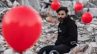 Colocan globos en memoria de niños fallecidos en el terremoto en Turquía