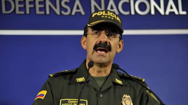 El director general de la Policía Nacional de Colombia Rodolfo Palomino, habla durante una conferencia de prensa en Bogotá, Colombia. (Vía: AFP)