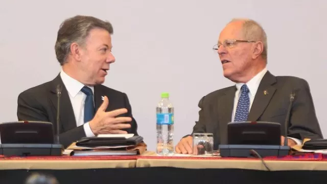 Juan Manuel Santos, presidente de Colombia, y PPK, presidente del Perú. Foto referencial: Andina