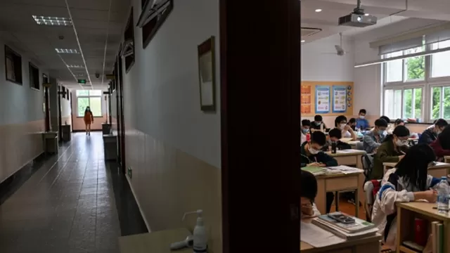 Corea del Sur: Colegios reabren en Seúl ante la caída de contagios de COVID-19. Foto: AFP