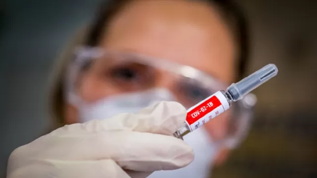 Sinovac dice que su vacuna es efectiva contra cualquier cepa del coronavirus. Foto: AFP