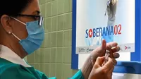 Cuba aprueba el uso de emergencia de dos de sus vacunas contra la COVID-19