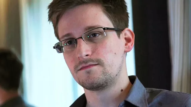 Edward Snowden recibió premio de derechos humanos en Berlín