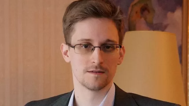 Edward Snowden se rehúsa a usar un iPhone por motivos de seguridad