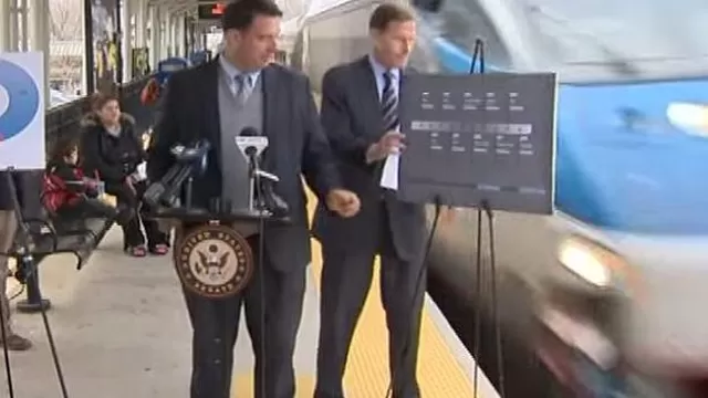EE.UU.: Tren casi atropella a senador que lanzaba campaña de seguridad ferroviaria