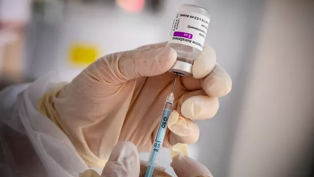 EMA afirma que dos dosis de vacuna contra COVID-19 son "cruciales" para protegerse contra variante delta. Foto referencial: AFP