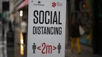Estados Unidos considera reducir a un metro el distanciamiento social por la COVID-19