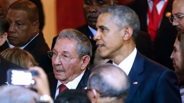 Barack Obama y Raúl Castro. Foto: chicagotribune.com