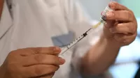 Estados Unidos: Enfermero dio positivo por COVID-19 días después de haber recibido la primera dosis de la vacuna