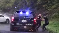 Estados Unidos: Policía salvó a compañera en medio de accidente de tránsito
