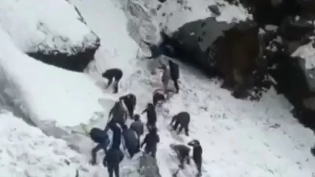 Avalancha dejó al menos siete muertos en Himalaya