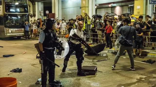 Hong Kong: detienen a 44 manifestantes por participar en disturbios. Foto: AFP