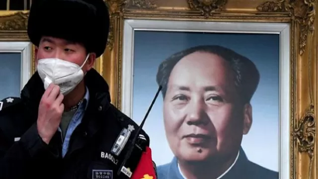 Hong Kong: Rompen manuscrito de Mao Zedong tasado en 250 millones euros al creer que era falso. Foto: AFP