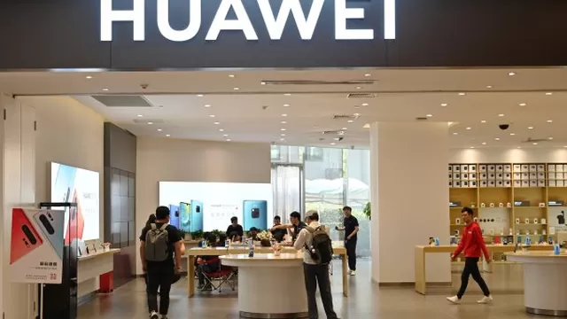 Huawei aclara qu&eacute; ocurrir&aacute; con smartphones que ya vendi&oacute; o est&aacute;n a la venta. Foto: AFP