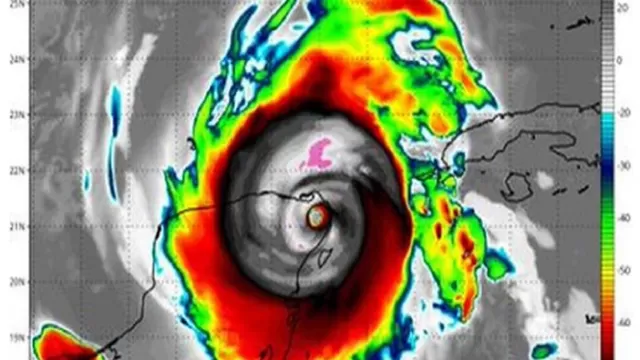 Huracán Delta de categoría 4 avanza rumbo a México