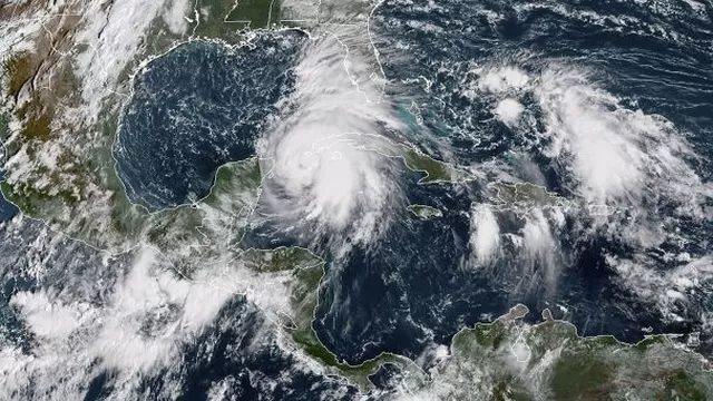Huracán Michael se formó en Golfo de México y golpearía Florida a mitad de semana