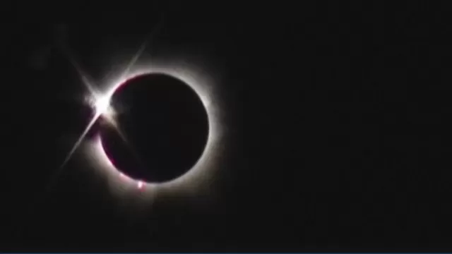 Eclipse solar híbrido fue visto en Australia, Indonesia y Timor Oriental / Fuente: Canal N