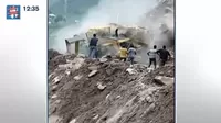 India: Operador se salvó de milagros luego de que rocas cayeran sobre retroexcavadora
