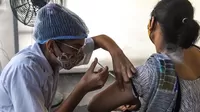 India: Varias personas recibieron dosis de agua en vez de la vacuna anticovid en falsos centros de vacunación