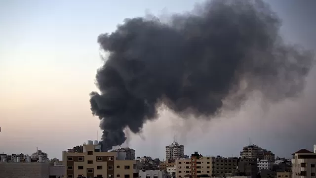 La ciudad de Gaza siento atacada por la fuerzas israel&iacute;es. (Foto: AFP)