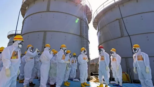 Japón construirá muro de hielo para evitar fugas en central de Fukushima