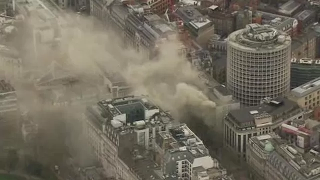 Londres: evacuan a 2.000 personas por un incendio
