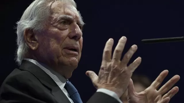 Mario Vargas Llosa se pronunció sobre crisis social en Chile. Foto: AFP