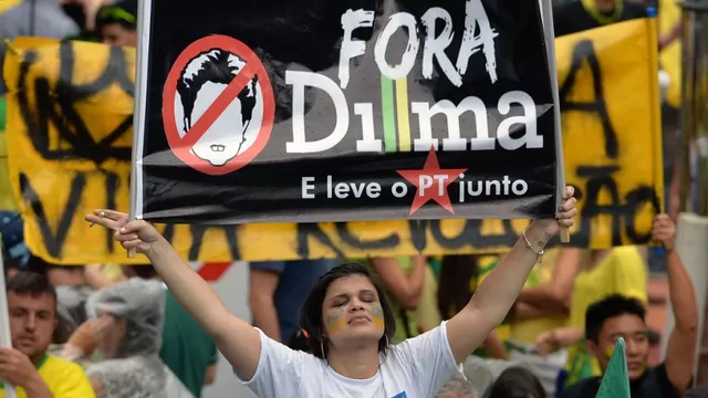 Un millón y medio de personas protestan contra Dilma Rousseff en Brasil