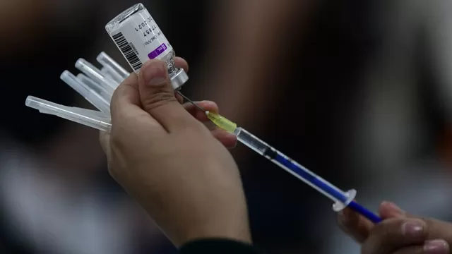 En Europa hay un gran porcentaje que no desea vacunarse. Foto: AFP