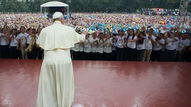 Papa termina gira en Filipinas con récord de seis millones de asistentes a misa