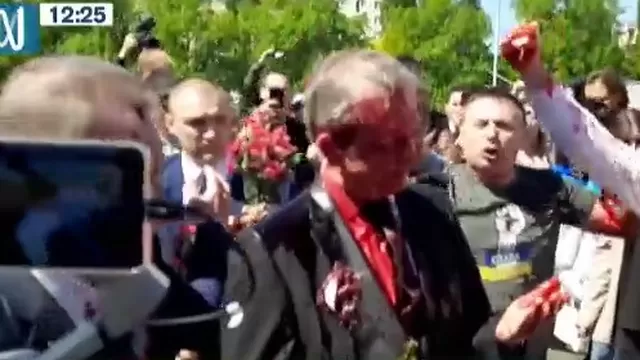 Polonia: Activistas ucranianos agredieron a embajador ruso