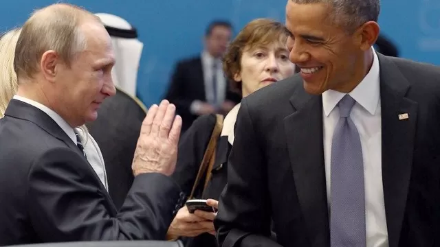 Vladimir Putin y Barack Obama. (Vía: AFP)