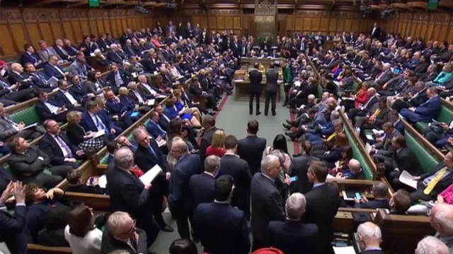 Parlamento del Reino Unido rechaz&oacute; este jueves por una muy amplia mayor&iacute;a una enmienda destinada a aplazar la fecha del Brexit para organizar un segundo refer&eacute;ndum. Foto: AFP