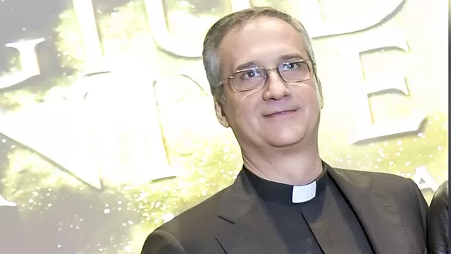 Renuncia el jefe de comunicación del Vaticano por escándalo